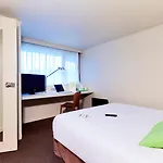 Campanile Est Technopole 3*