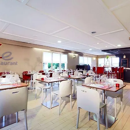 Campanile Est Technopole - Restaurant Otel Metz