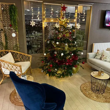 Otel Campanile Est Technopole - Restaurant 3*