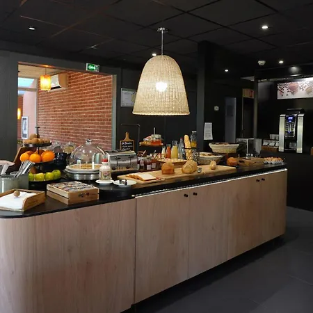 Campanile Nature - Technopole فندق