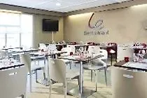 Campanile Est Technopole - Restaurant Otel 3*