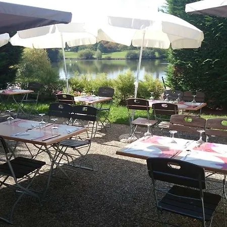 Campanile Est Technopole - Restaurant Otel