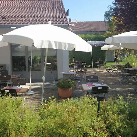 Hotel Campanile Est Technopole 3*