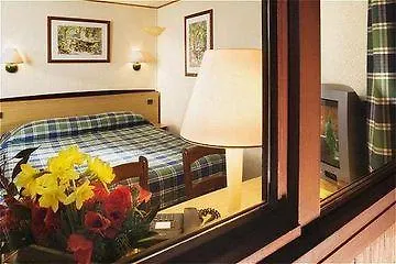 Campanile Est Technopole 3* Metz