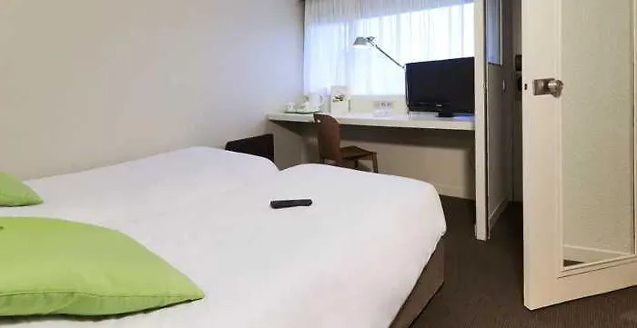 Campanile Est Technopole 3*