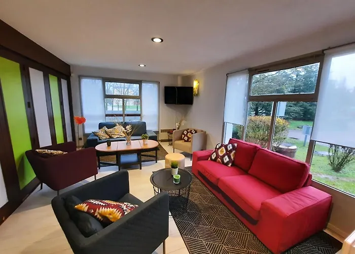 Campanile Est Technopole 3*