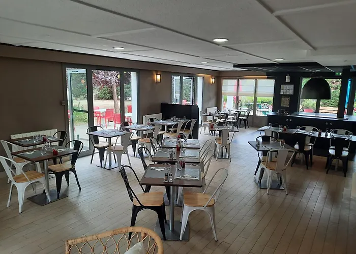 Hotel Campanile Est Technopole 3*