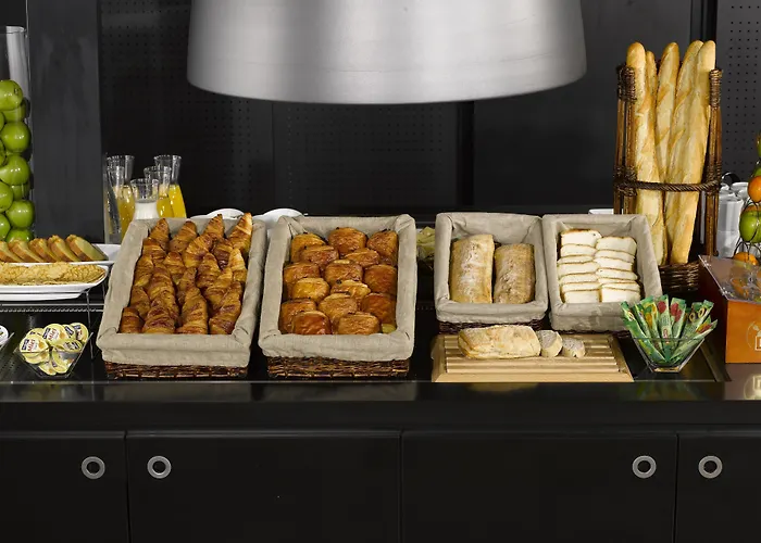 Campanile Est Technopole Hotel 3*