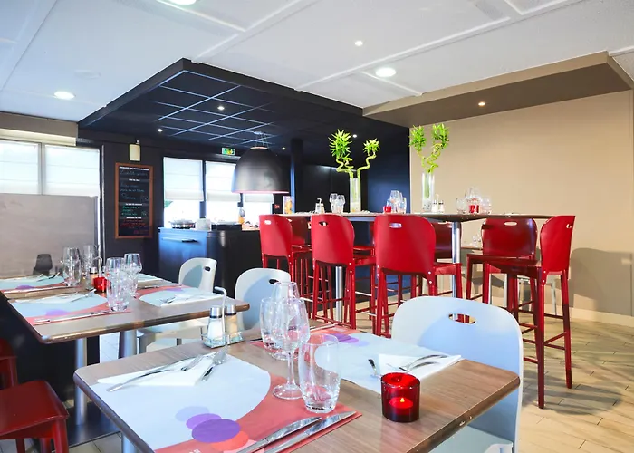 Hotel Campanile Est Technopole