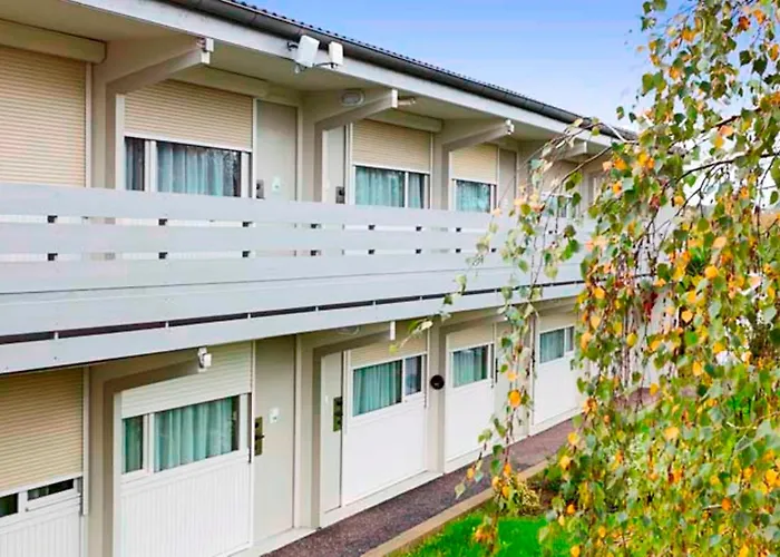 Campanile Est Technopole 3*