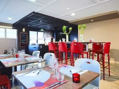 Hotel Campanile Est Technopole Mety