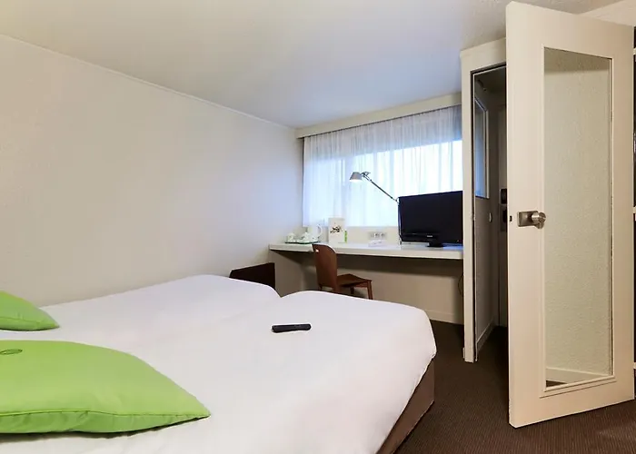 Campanile Est Technopole 3* Mety